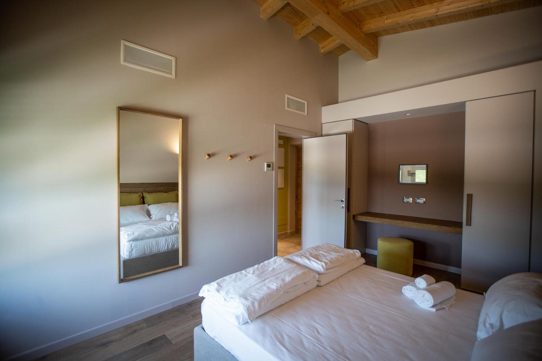Cobue "Wine Resort & Spa" Pozzolengo Buitenkant foto